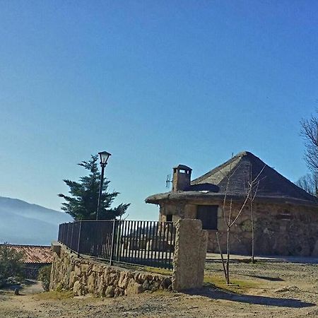 Albergue El Solitario バーニョス・デ・モンテマヨール エクステリア 写真